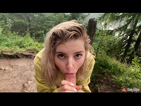 ❤️ Девојка прогута сперму после јавног пушења - Ева Елфи ❌ Порно код нас ❤